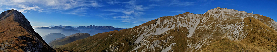 Vista panoramica dal colletto tra Croce di Zorzone e Chignol d'Arale